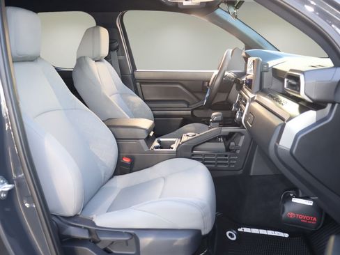 Used 2025 Toyota Tacoma SR5 image 16