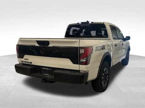 Used 2023 Nissan Titan PRO-4X image 5