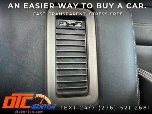 Used 2019 GMC Yukon XL Denali w/ Denali Ultimate Package AWD/4WD image 24