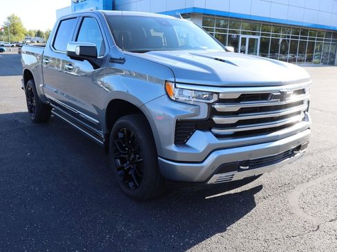 New 2026 Chevrolet Silverado 1500 High Country w/ Technology Package AWD/4WD image 2