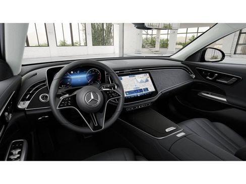 New 2027 Mercedes-Benz E 450 4MATIC Sedan image 3