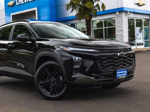 New 2026 Chevrolet Trax ACTIV w/ Driver Confidence Package FWD image 3