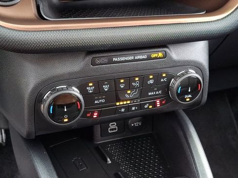 Used 2024 Ford Bronco Sport Outer Banks w/ Tech Package AWD/4WD image 16