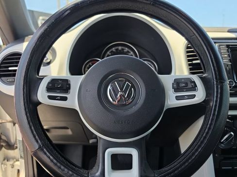 Used 2017 Volkswagen Beetle 1.8T SE FWD image 46