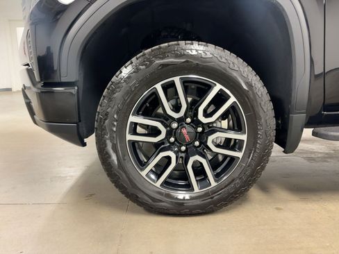 Used 2026 GMC Sierra 1500 AT4 w/ AT4 Premium Package image 10