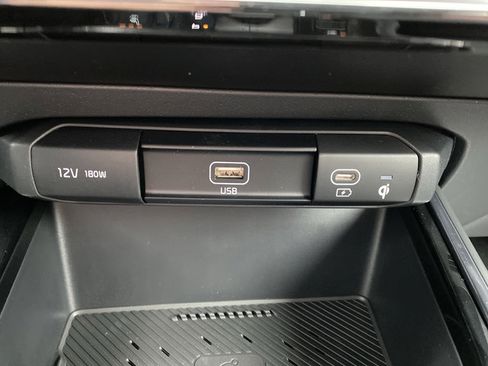 New 2026 Kia Niro EX w/ EX Premium Package FWD image 23