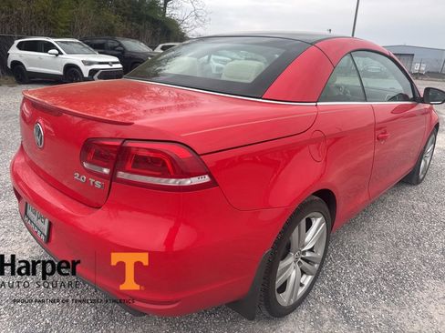 Used 2015 Volkswagen Eos Executive image 5