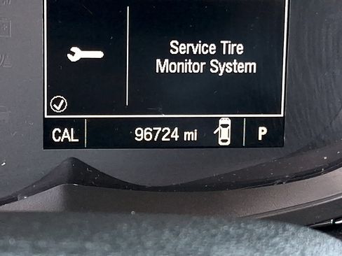 Used 2017 Chevrolet Trax Premier w/ Driver Confidence II Package AWD/4WD image 20
