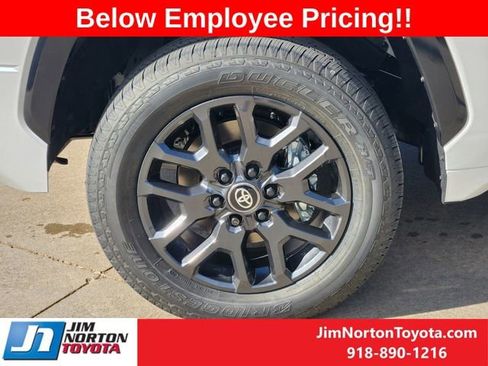 New 2026 Toyota Tundra Platinum image 9