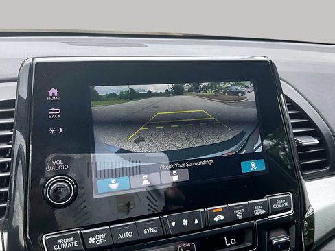 Used 2024 Honda Odyssey Sport image 27