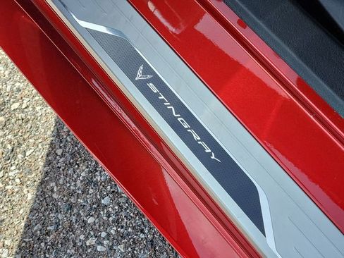 Used 2025 Chevrolet Corvette Stingray Preferred Conv w/ Z51 Performance Package RWD image 15