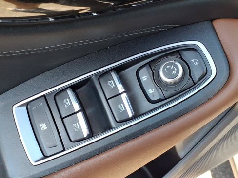Used 2024 Subaru Outback Touring XT AWD/4WD image 12