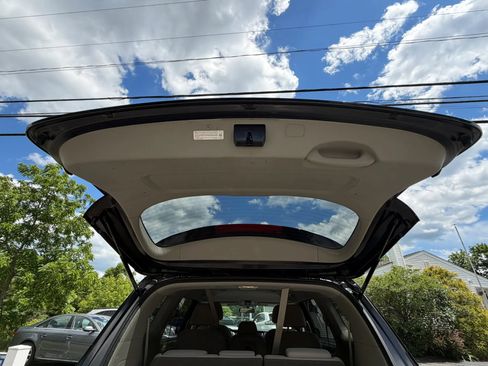 Used 2019 Kia Sedona LX FWD image 37