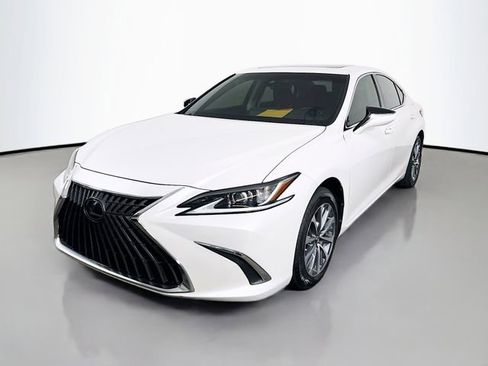 Used 2023 Lexus ES 350 w/ Accessory Package (Z2) image 5