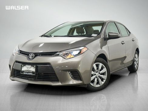 Used 2016 Toyota Corolla LE FWD image 1