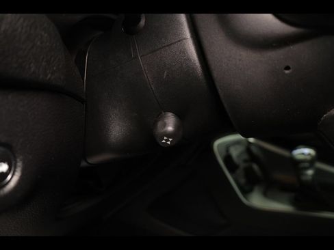Used 2016 Dodge Challenger R/T Scat Pack w/ Leather Interior Group RWD image 24