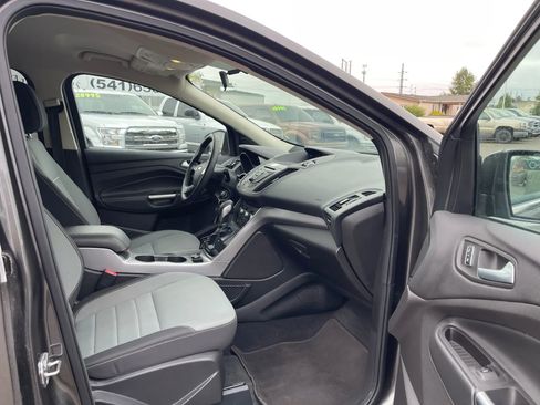 Used 2015 Ford Escape SE image 13