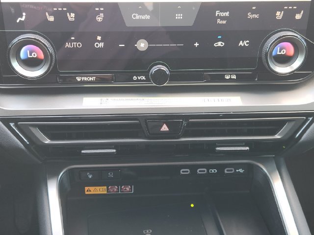 Used 2026 Lexus TX 350 AWD w/ Technology Package image 17