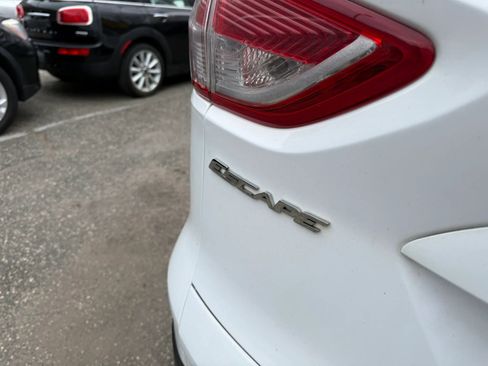 Used 2015 Ford Escape SE image 11