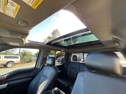 Used 2016 Ford F150 Lariat w/ Equipment Group 501A Mid image 18