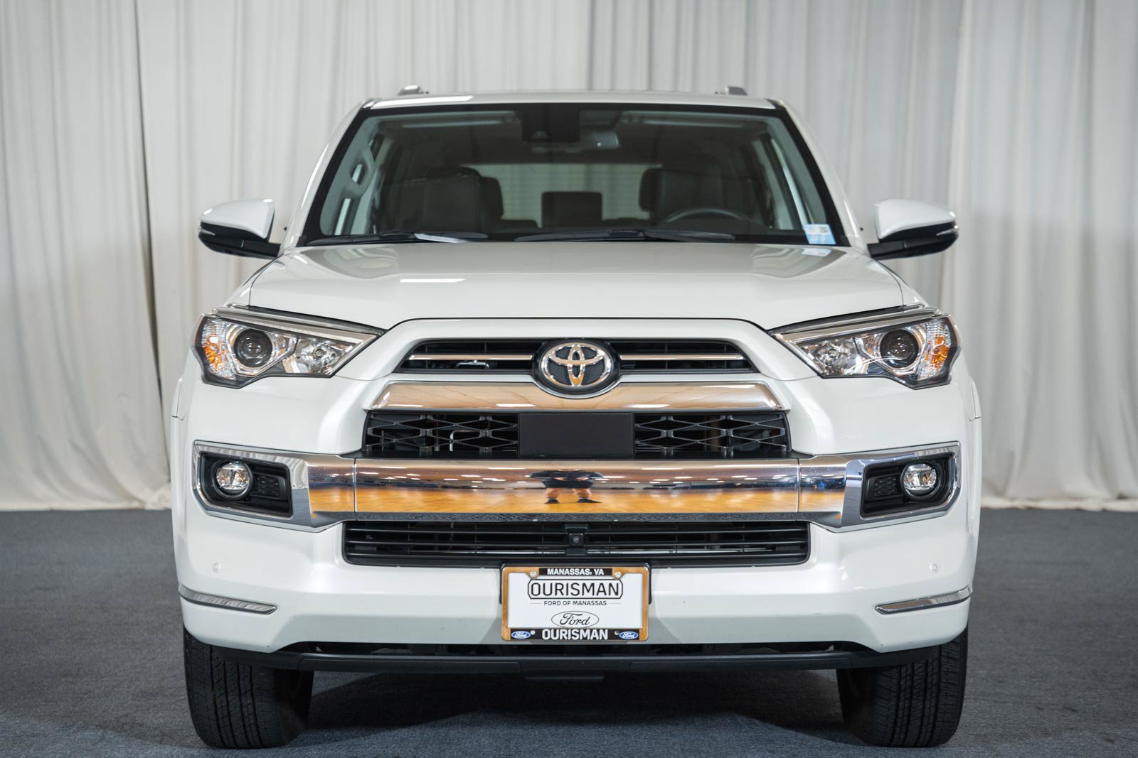 Used 2022 Toyota 4Runner Limited AWD/4WD image 2