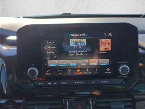 Certified 2025 Nissan Pathfinder SV w/ SV Premium Package image 10