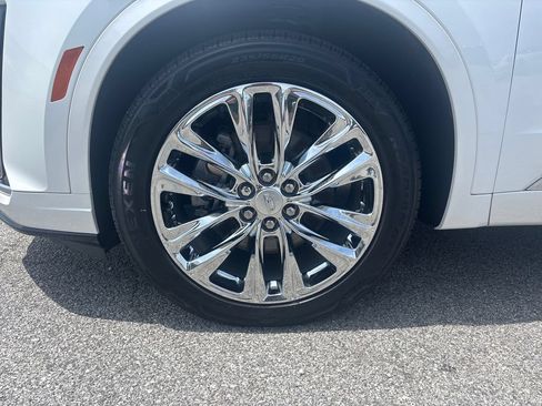 Used 2020 Cadillac XT6 Premium Luxury FWD image 34
