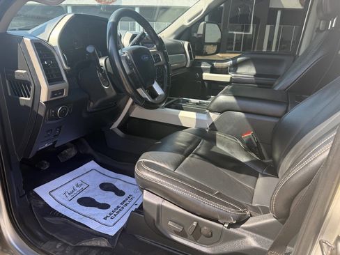 Used 2021 Ford F250 Lariat w/ Lariat Ultimate Package AWD/4WD image 12