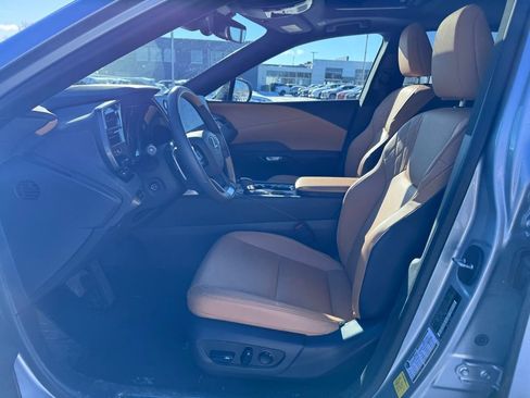 Used 2024 Lexus RX 350 Premium image 10