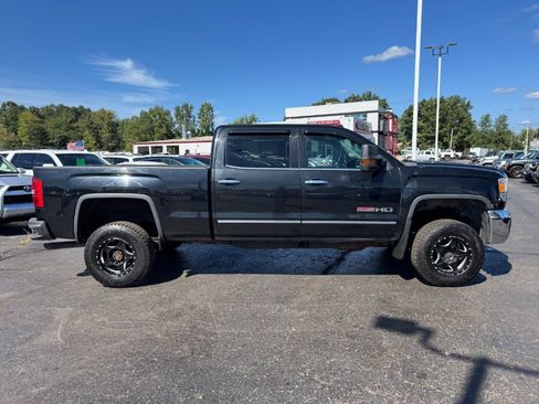 Used 2015 GMC Sierra 2500 SLE AWD/4WD image 6