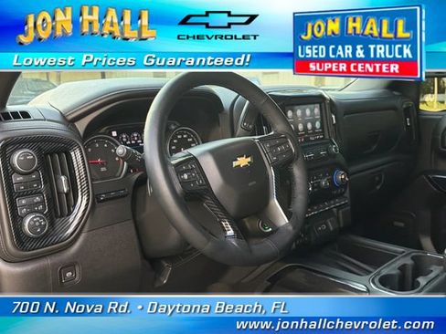 Used 2022 Chevrolet Silverado 1500 High Country w/ Technology Package AWD/4WD image 23