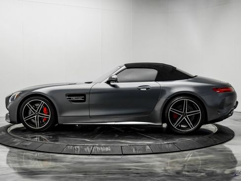 Used 2018 Mercedes-Benz AMG GT C image 6