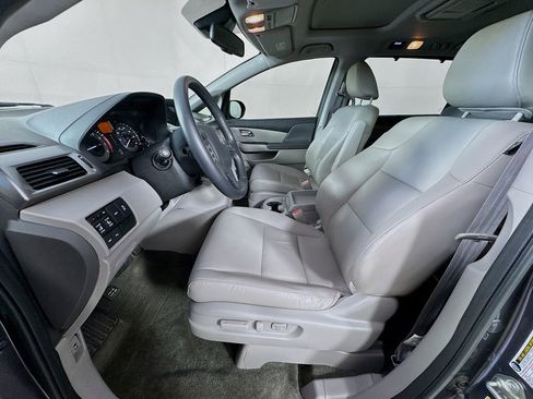 Used 2016 Honda Odyssey Touring image 25