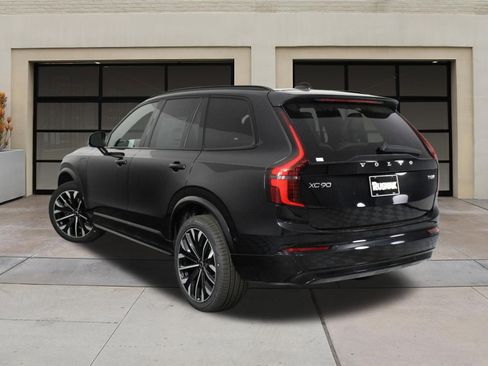 New 2026 Volvo XC90 T8 Ultra AWD/4WD image 3