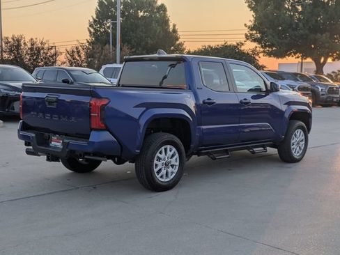 Certified 2025 Toyota Tacoma SR5 RWD image 6