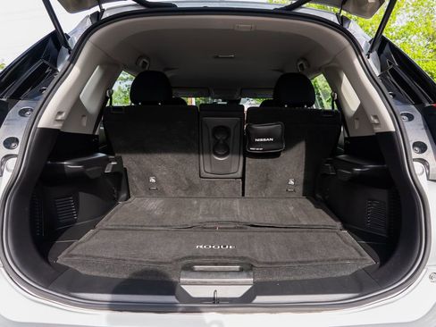 Used 2020 Nissan Rogue S AWD/4WD image 8