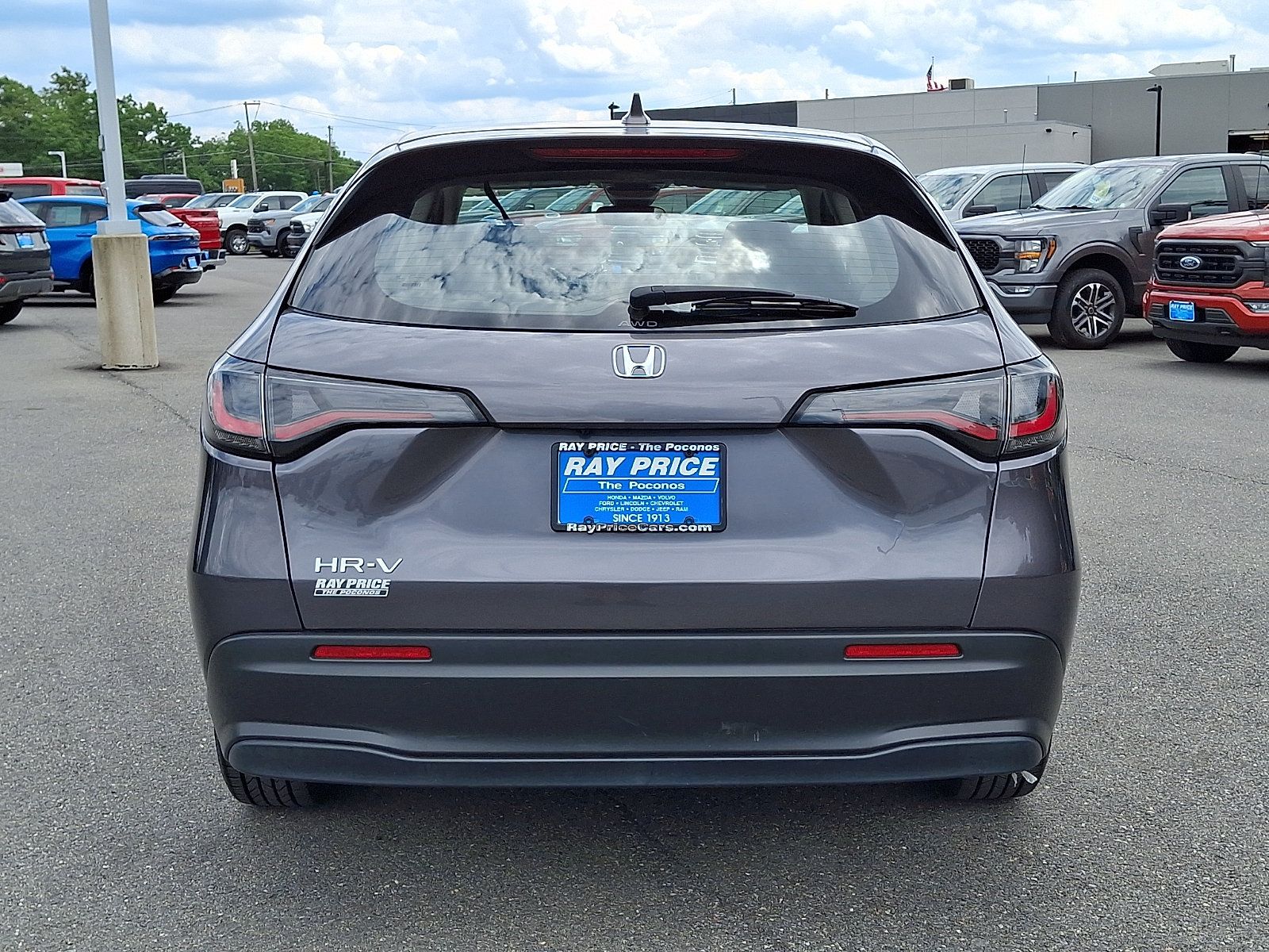 Used 2023 Honda HR-V LX image 5