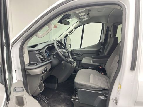 Certified 2024 Ford Transit 350 XLT RWD image 3