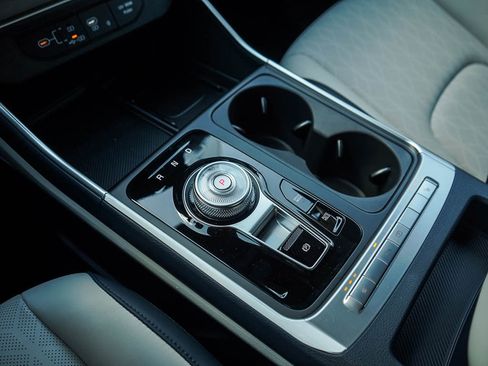 New 2026 Kia Carnival EX image 28