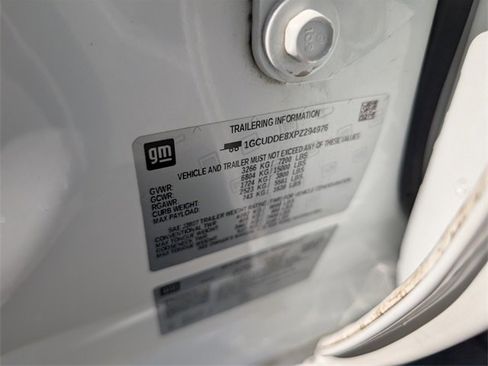 Used 2023 Chevrolet Silverado 1500 LT w/ Leather Package image 26