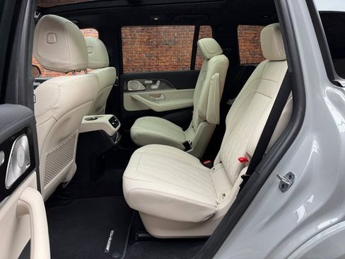 New 2025 Mercedes-Benz GLS 63 AMG 4MATIC image 24