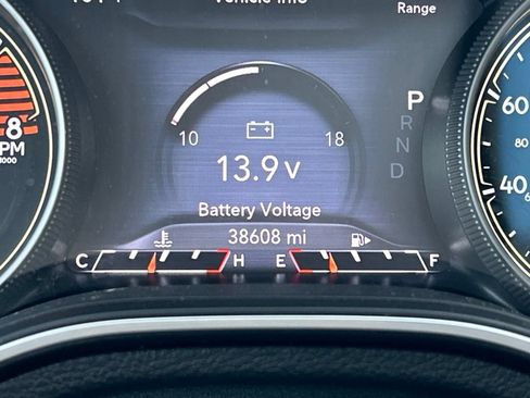 Used 2022 Jeep Cherokee Trailhawk w/ Sun, Sound & Nav Group AWD/4WD image 25