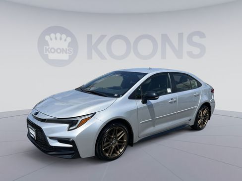 Used 2024 Toyota Corolla SE AWD/4WD image 1