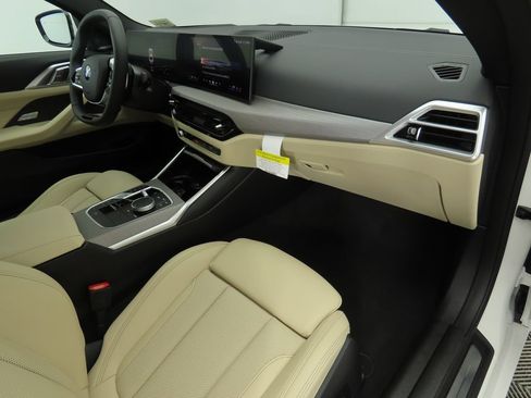Used 2026 BMW 430i Coupe w/ Premium Package RWD image 19