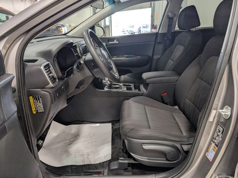 Used 2019 Kia Sportage LX AWD/4WD image 13