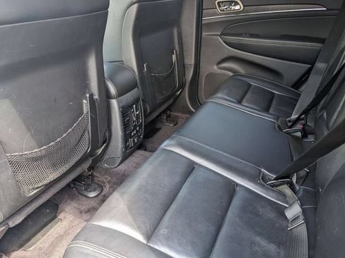 Used 2017 Jeep Grand Cherokee Limited AWD/4WD image 27