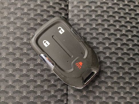 Used 2021 GMC Acadia SLE image 32