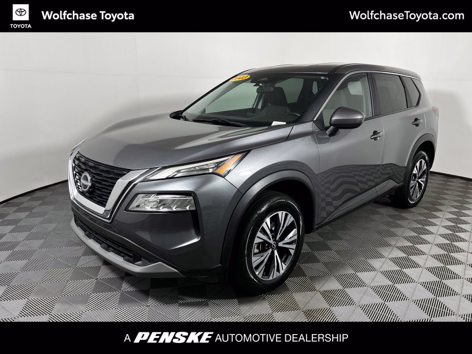 Used 2023 Nissan Rogue SV AWD/4WD image 1