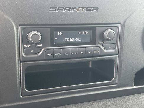 Used 2024 Mercedes-Benz Sprinter 2500 image 24