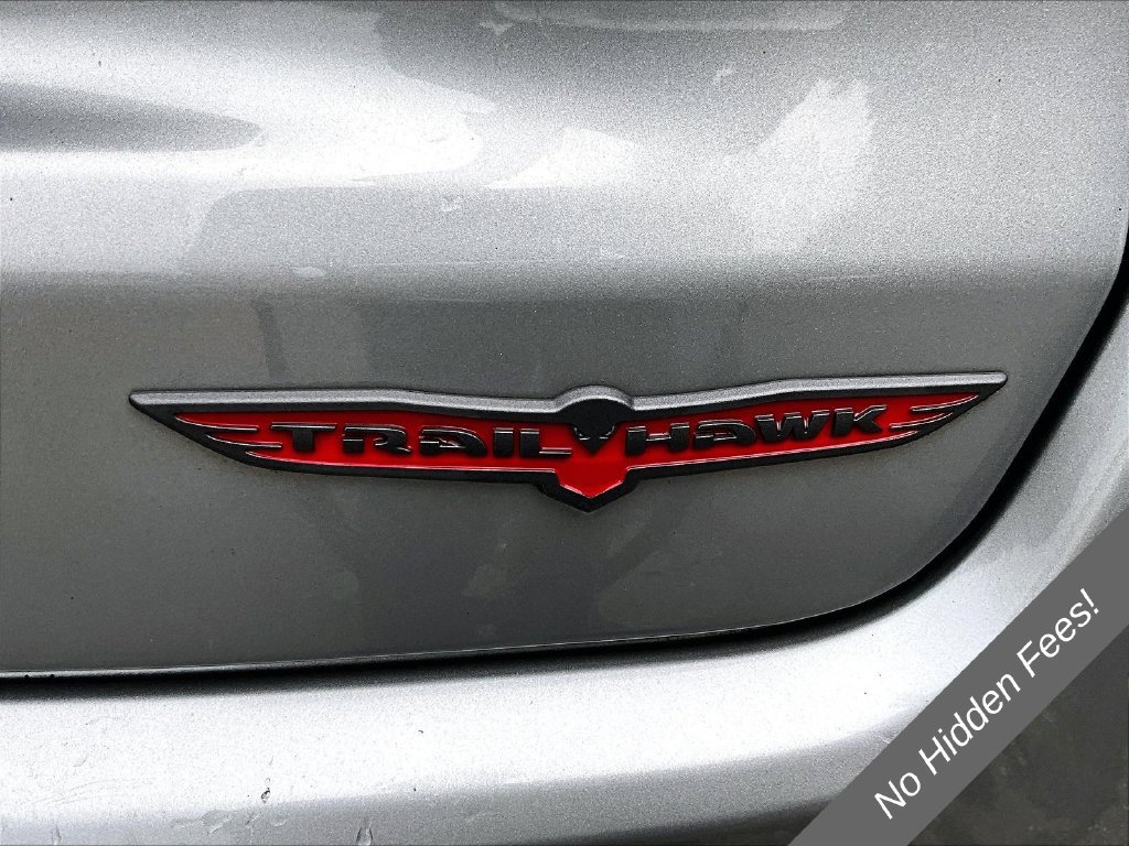 Used 2022 Jeep Compass Trailhawk w/ Trailhawk Convenience Group AWD/4WD image 8
